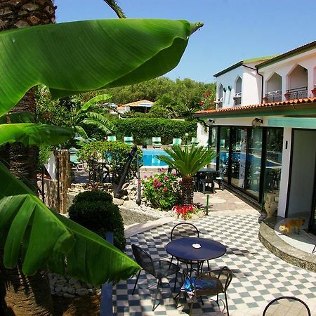 Hotel Marinella Capo Vaticano Buitenkant foto
