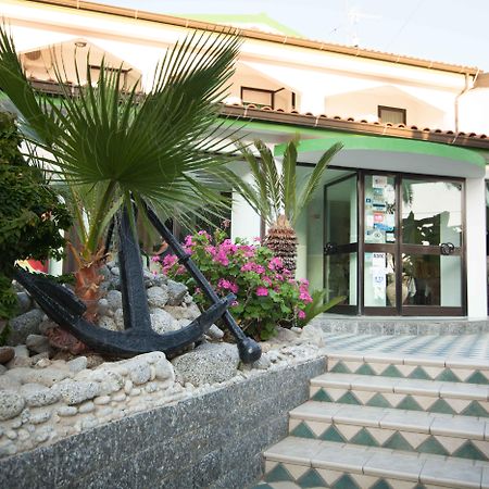 Hotel Marinella Capo Vaticano Buitenkant foto