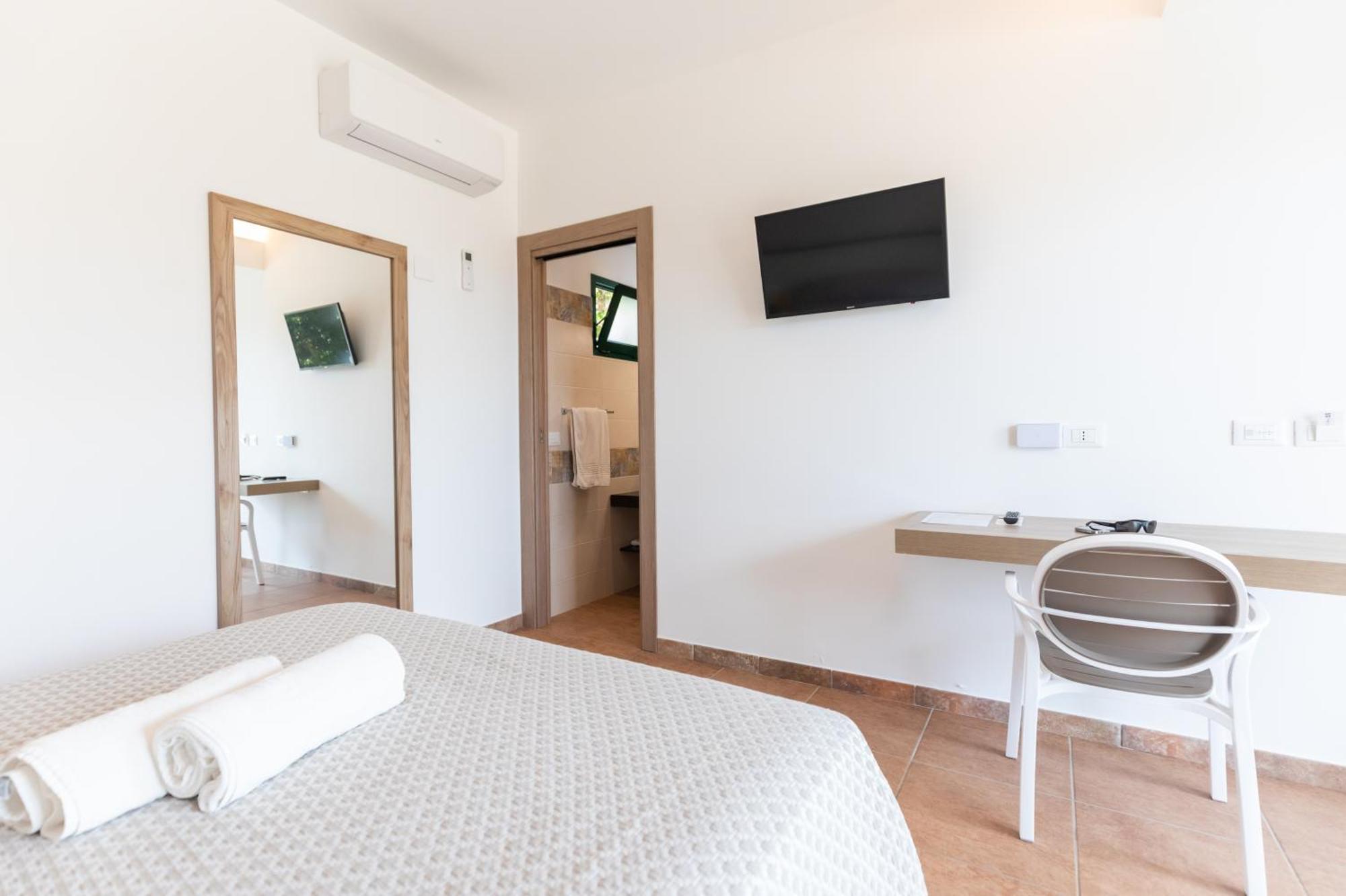 Hotel Marinella Capo Vaticano Buitenkant foto